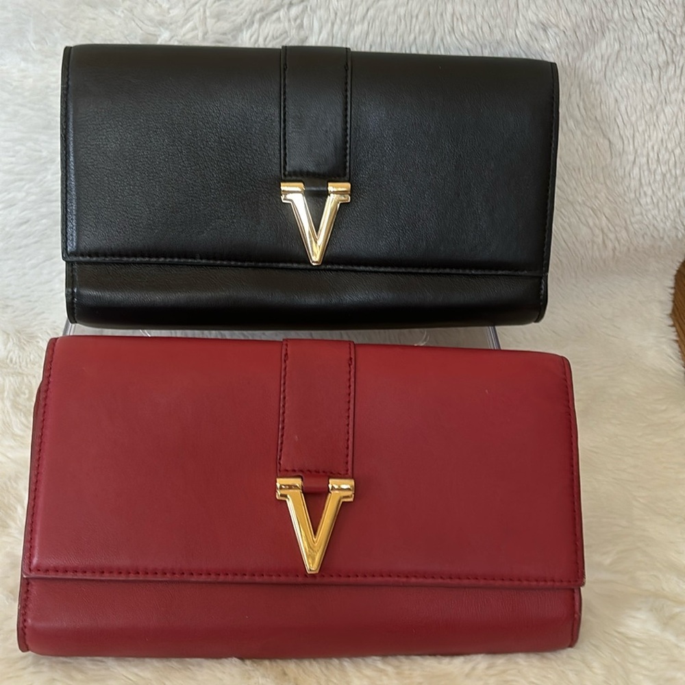 Vince camuto leather clutch black and red (2 bags)